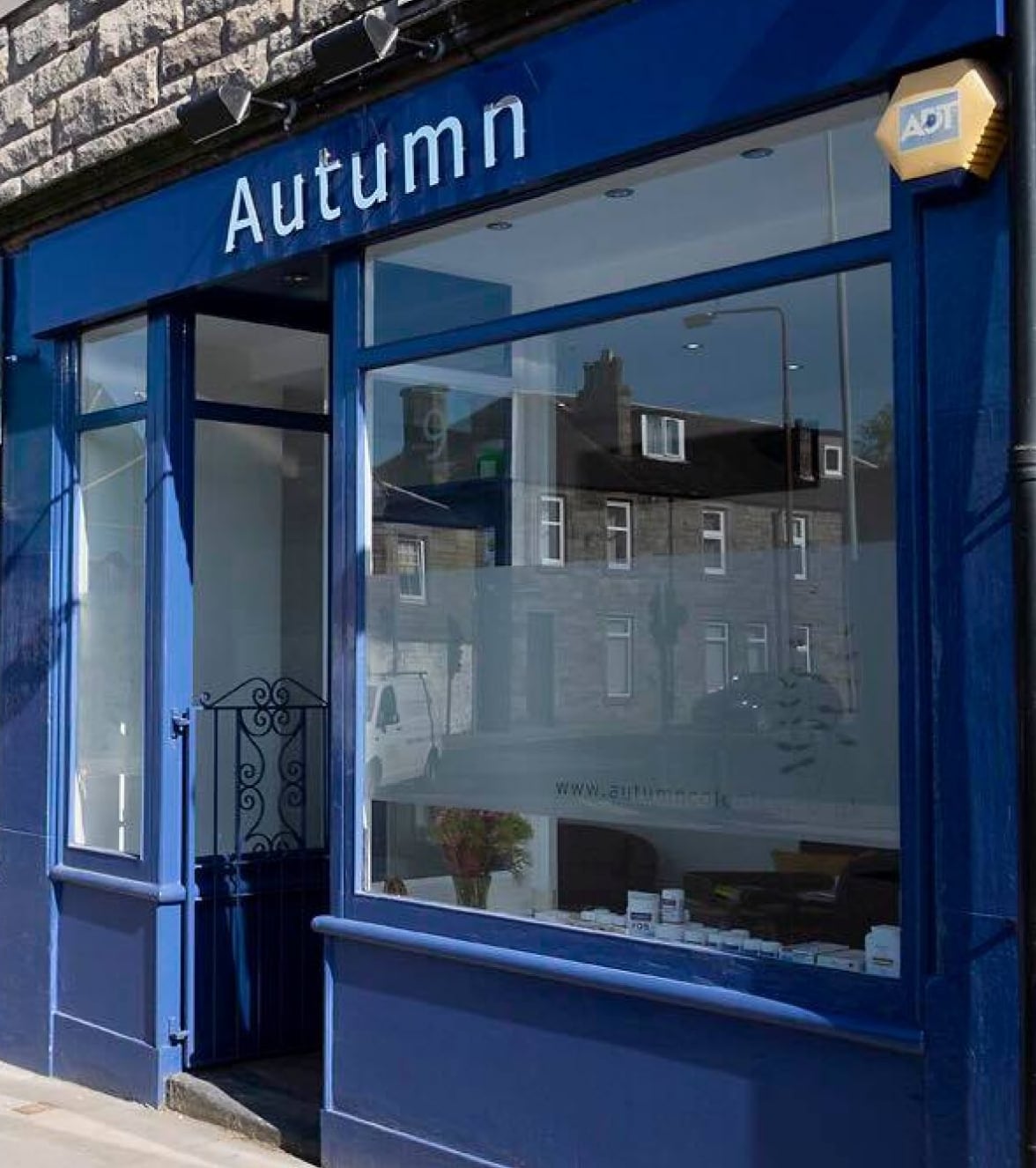 Autumn Colonics shop front